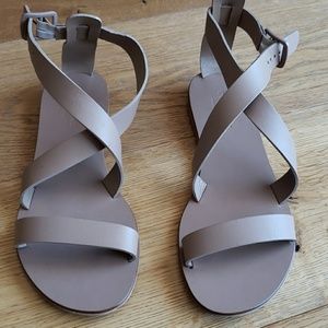 Everlane - Brand New